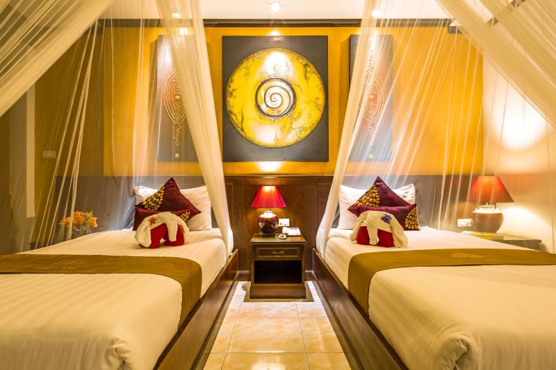 Tanawan Phuket Hotel