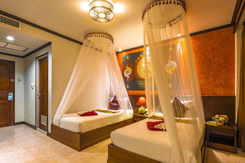 Tanawan Phuket Hotel