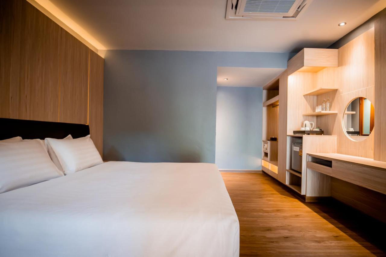 Thanthip Beach Resort