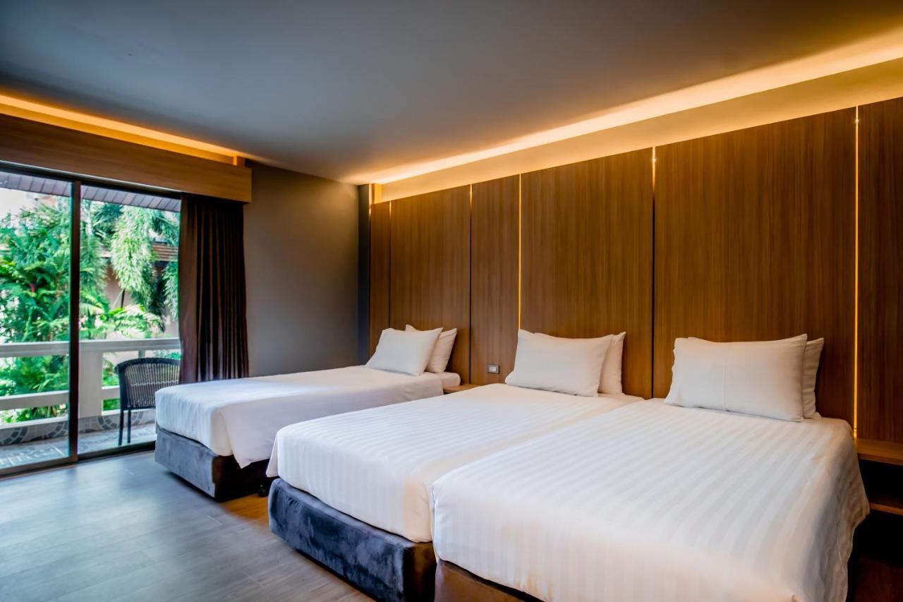 Thanthip Beach Resort