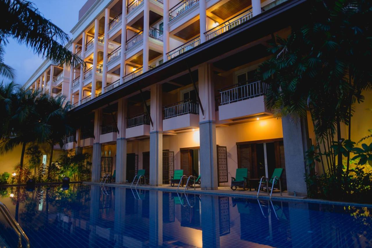Thanthip Beach Resort