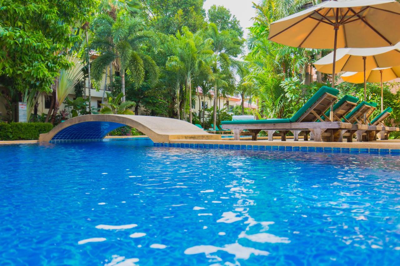 Thanthip Beach Resort