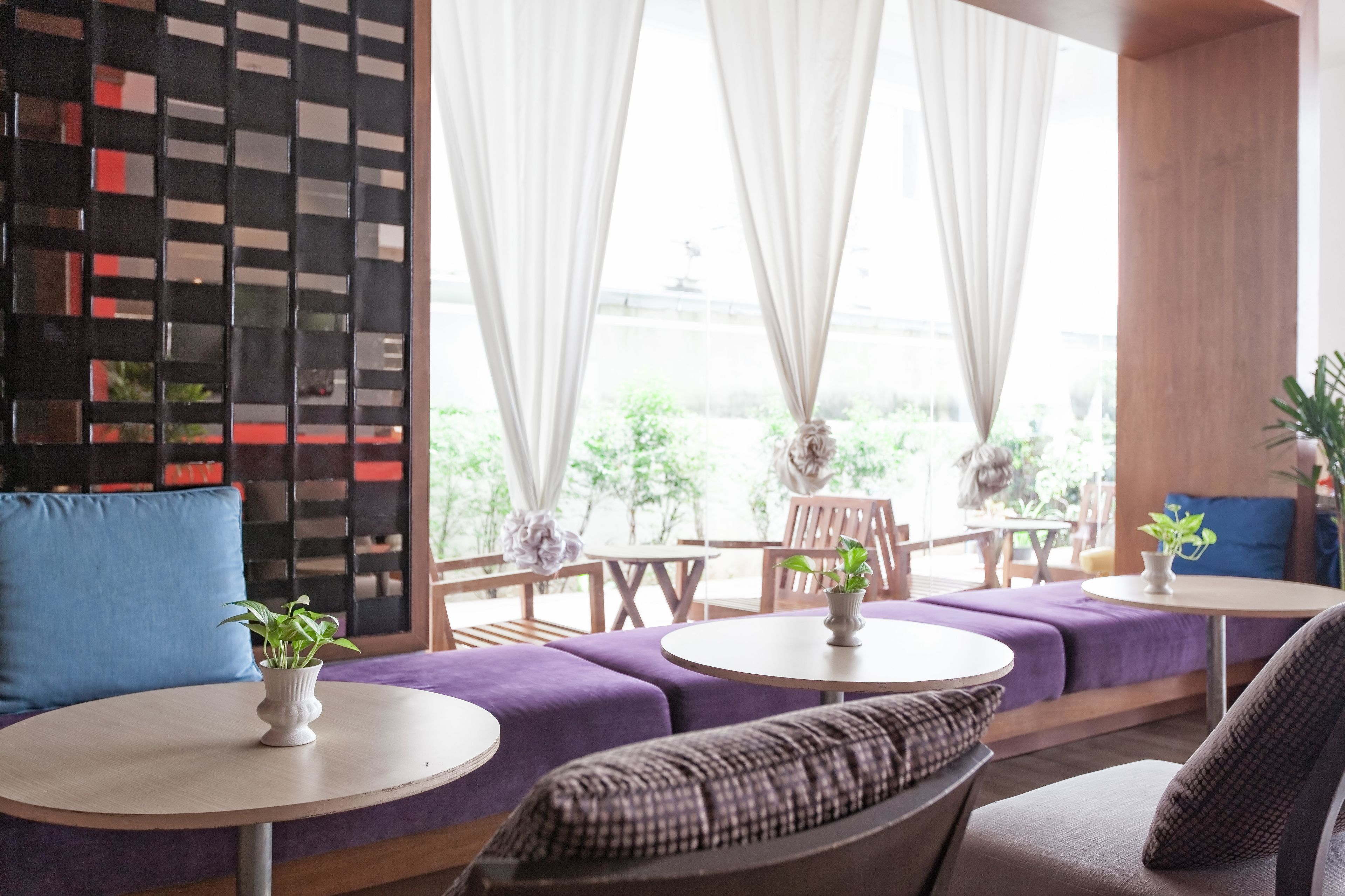 The Ashlee Heights Patong Hotel & Suites by ZEN Rooms