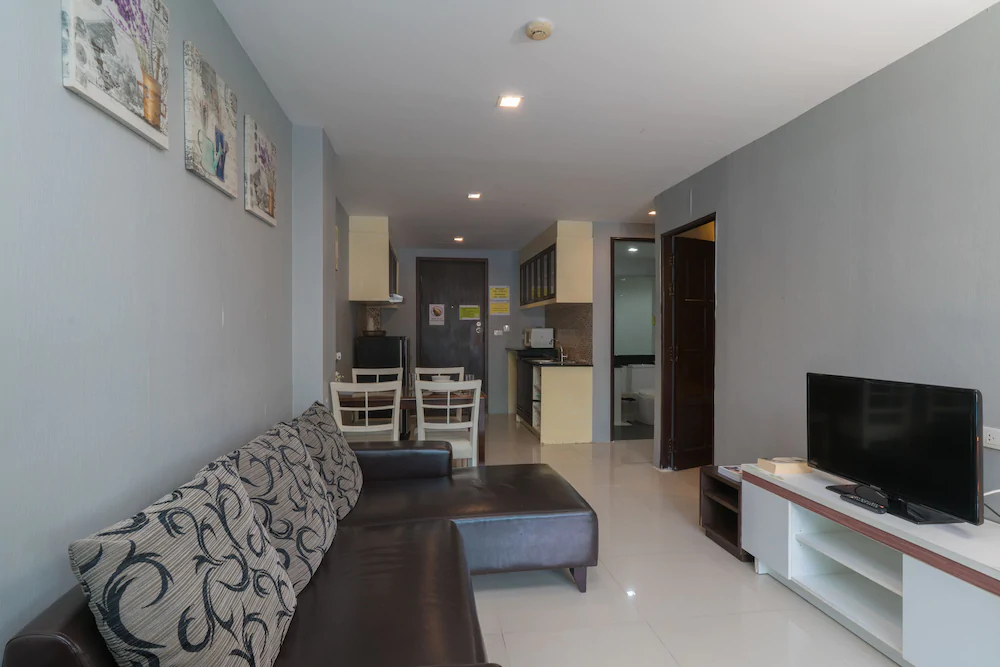 The Kris Condo Pool Access