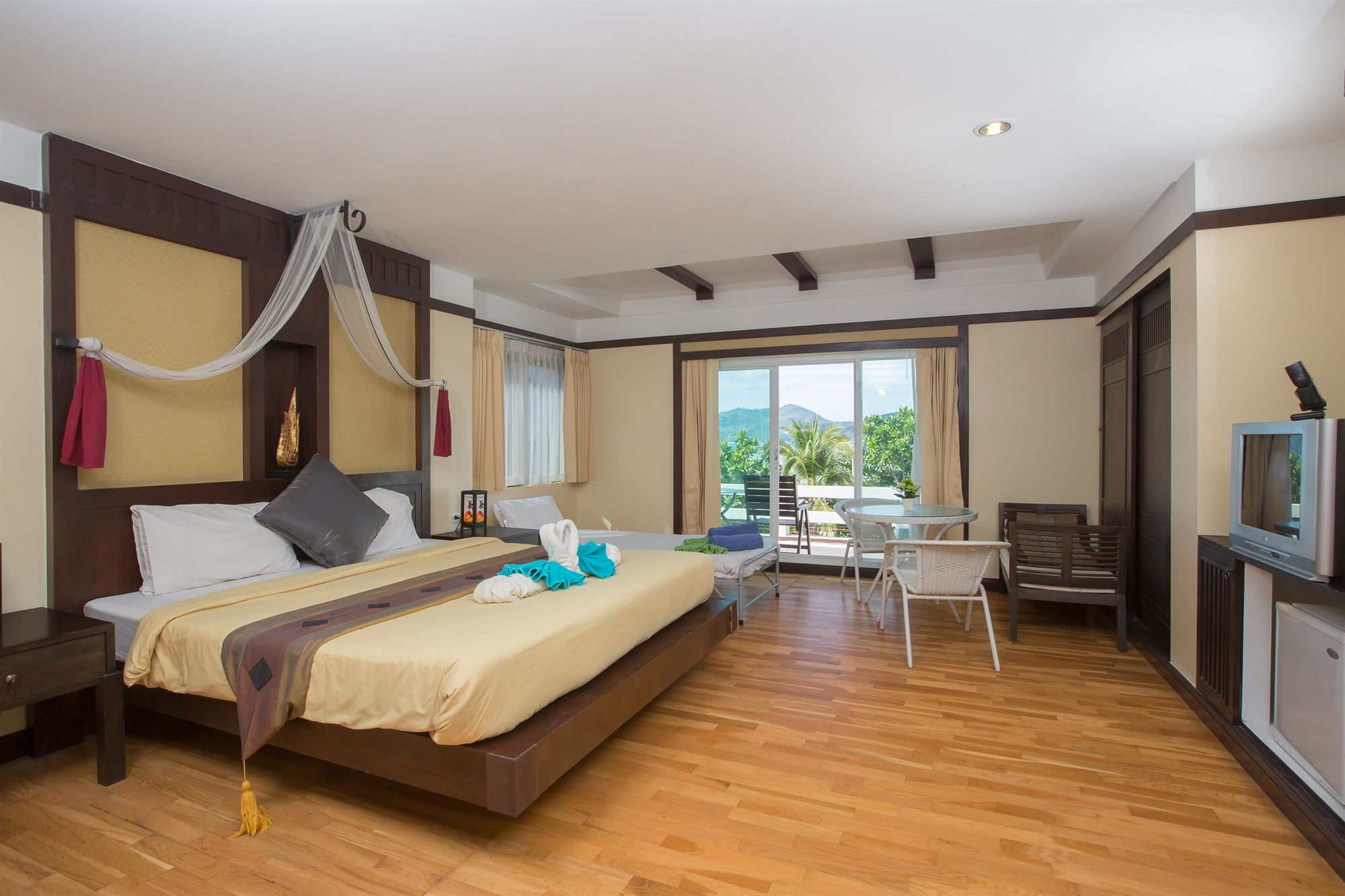 The Ocean Patong Hotel