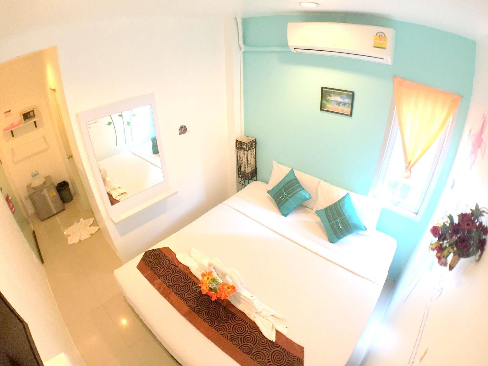 The Room Patong Hotel