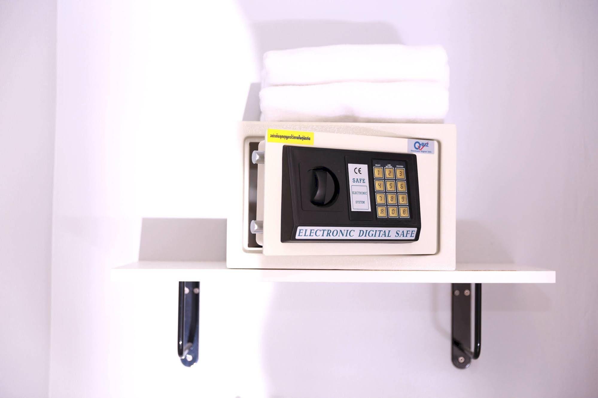 The Room Patong Hotel