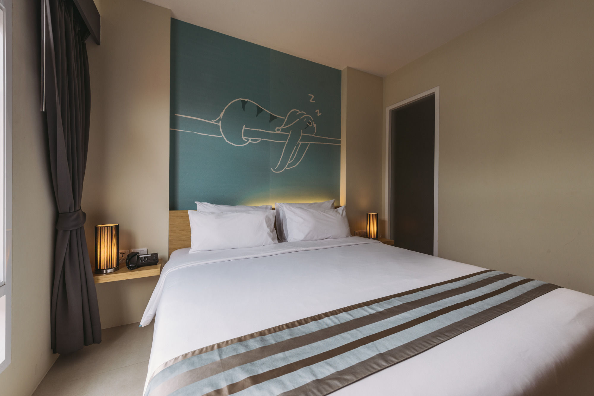 Tiras Patong Beach Hotel