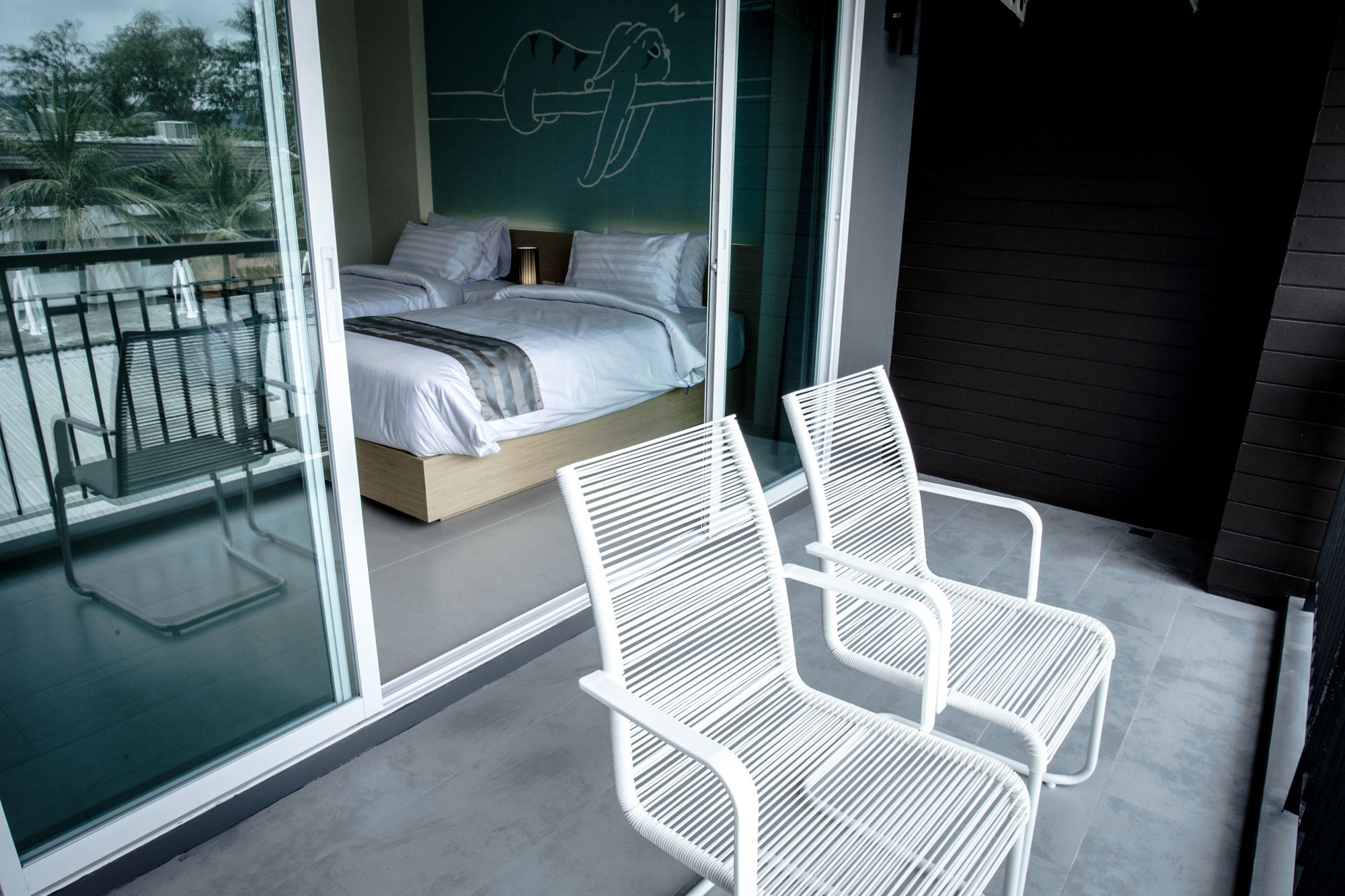 Tiras Patong Beach Hotel