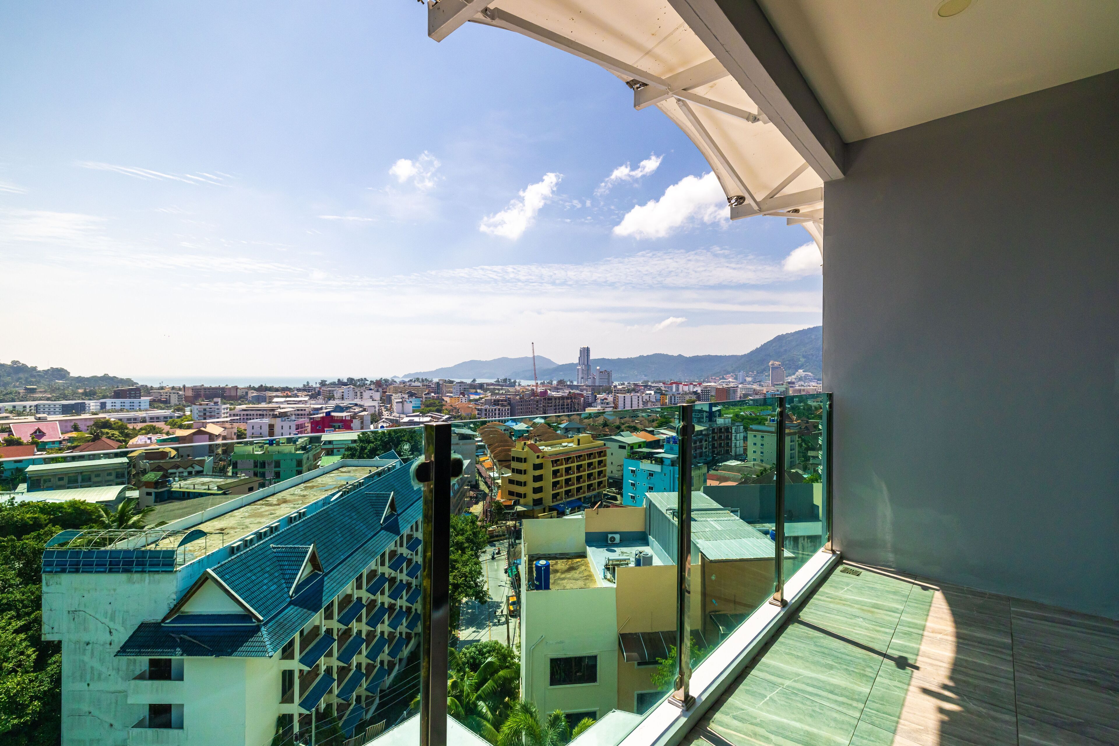 Triple L Hotel Patong Beach