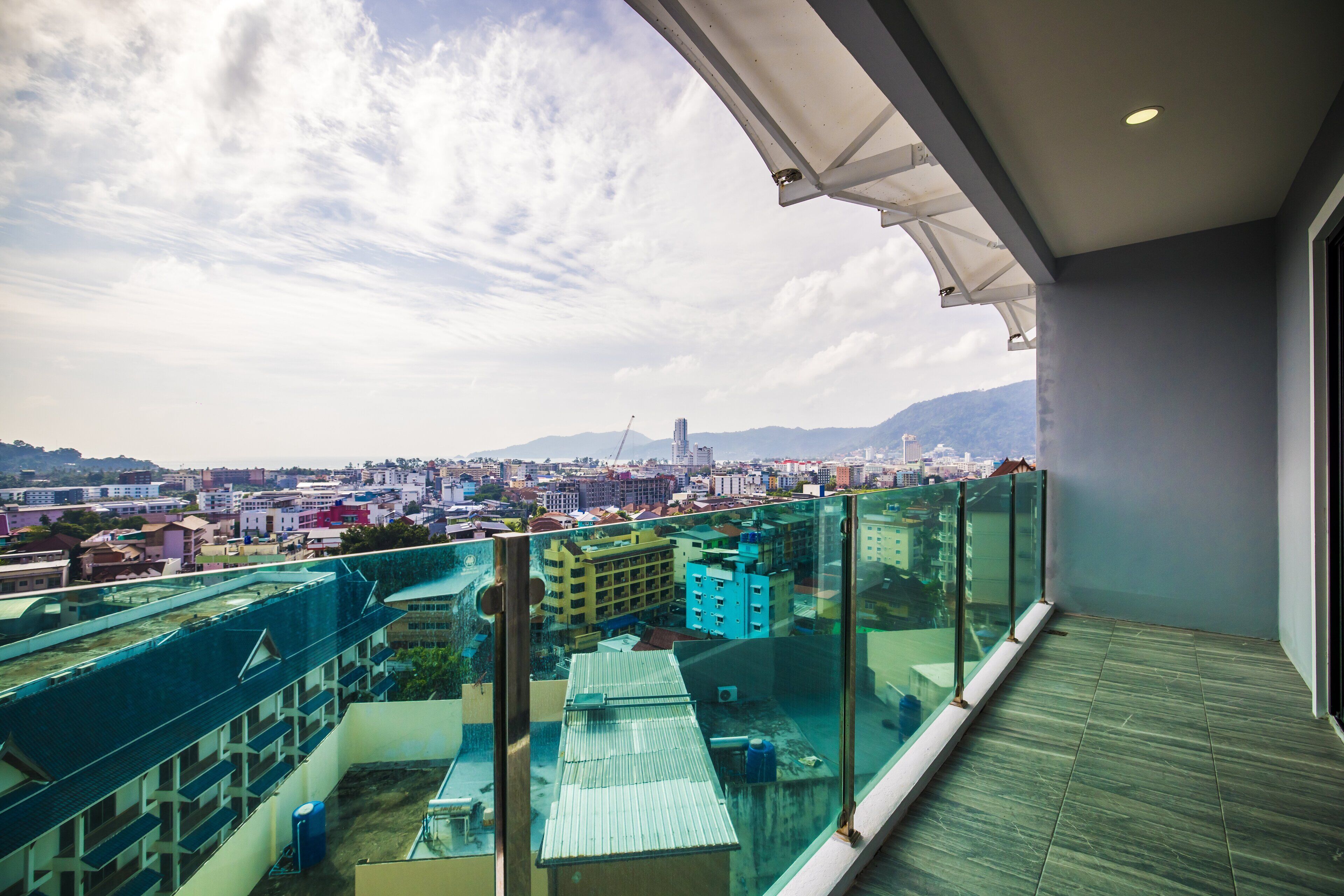 Triple L Hotel Patong Beach