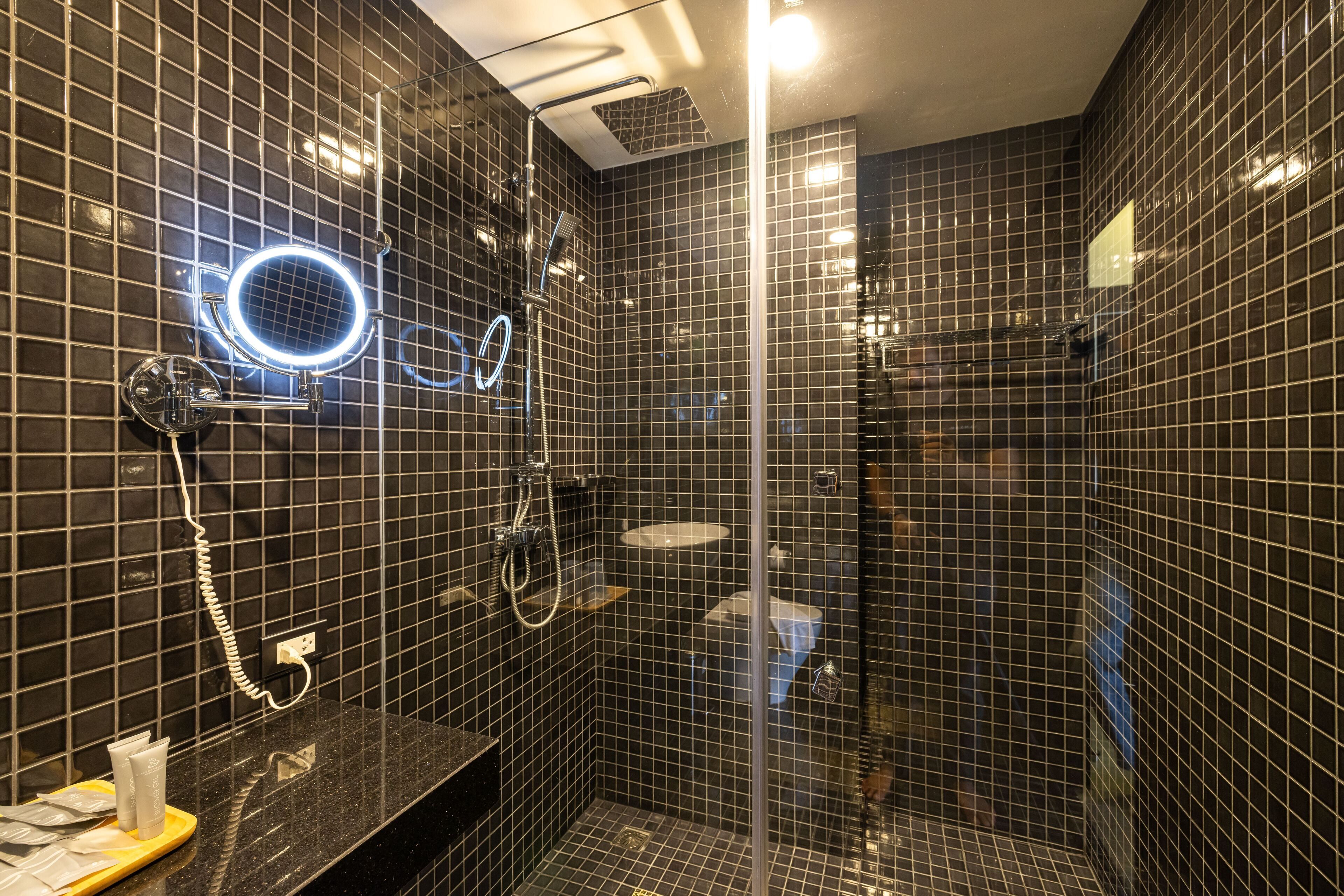 Triple L Hotel Patong Beach