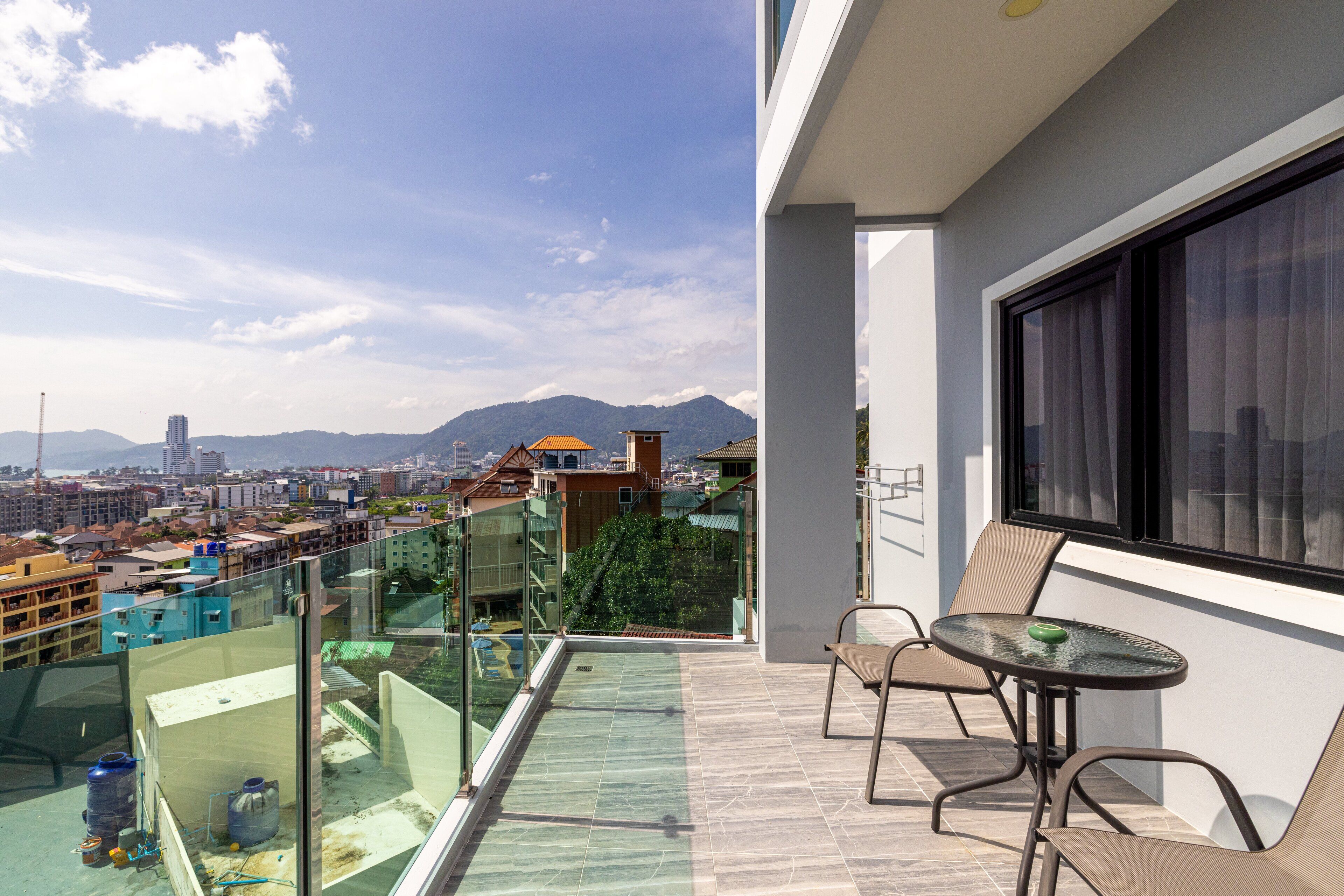 Triple L Hotel Patong Beach