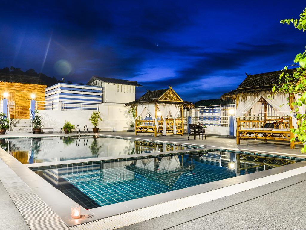 Hotel Baya Phuket