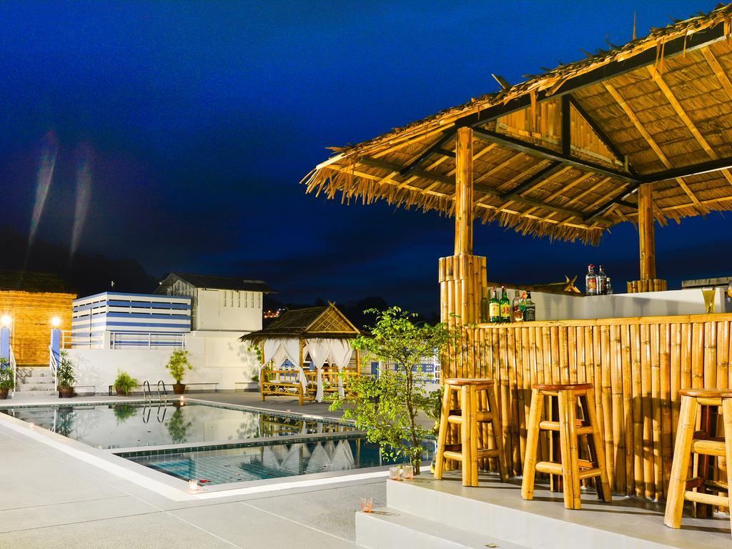 Hotel Baya Phuket