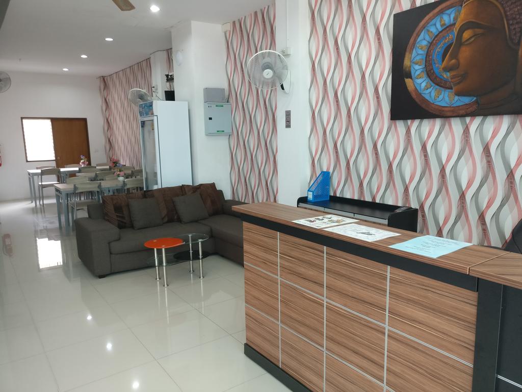 White Sky Boutique