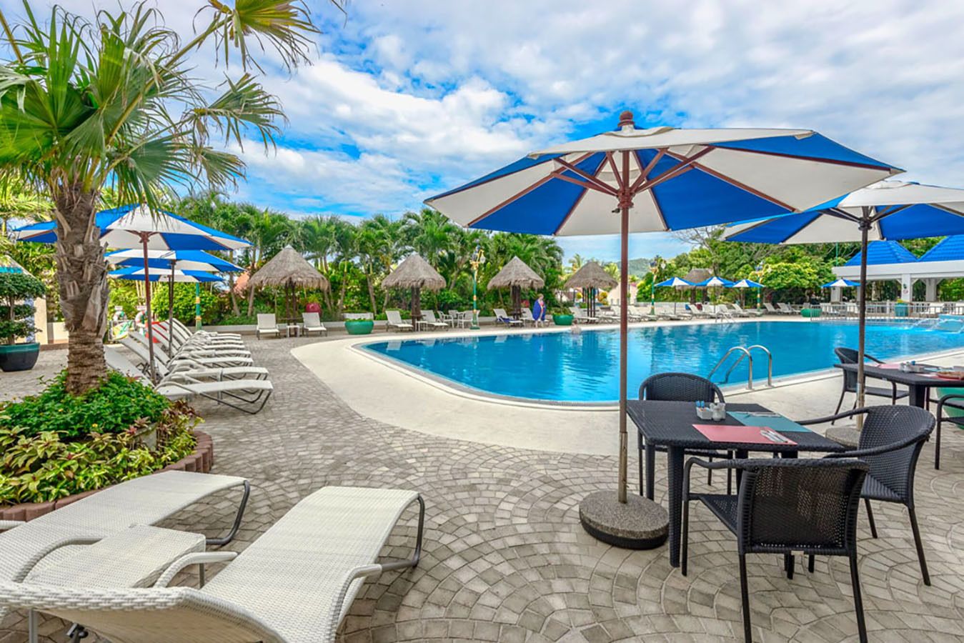 Andaman Beach Suites Hotel by Alexanders
