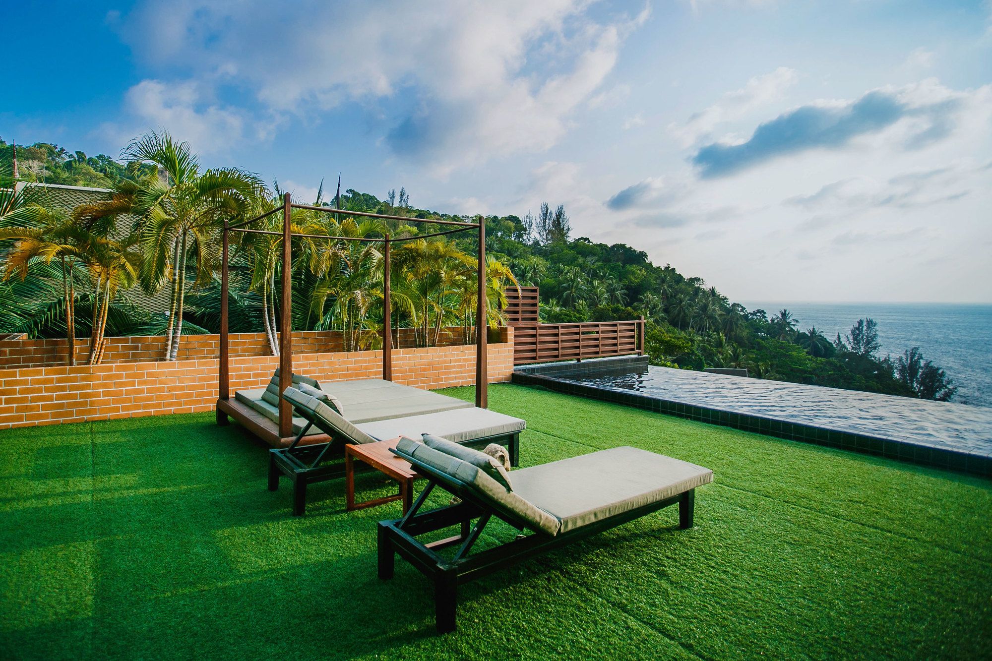 Ayara Kamala Resort & Spa