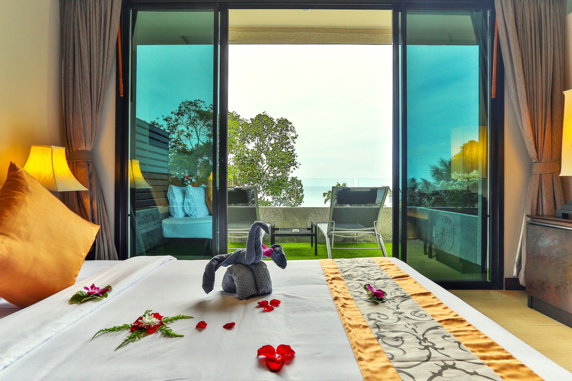 Ayara Kamala Resort & Spa