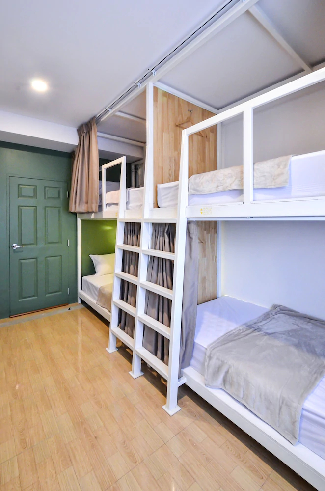 Baan Baan Hostel