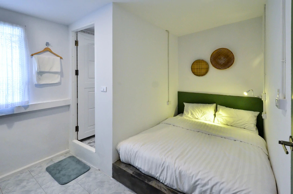 Baan Baan Hostel