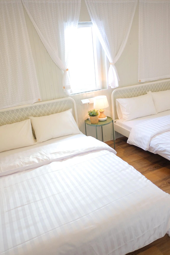 Baan Baan Hostel