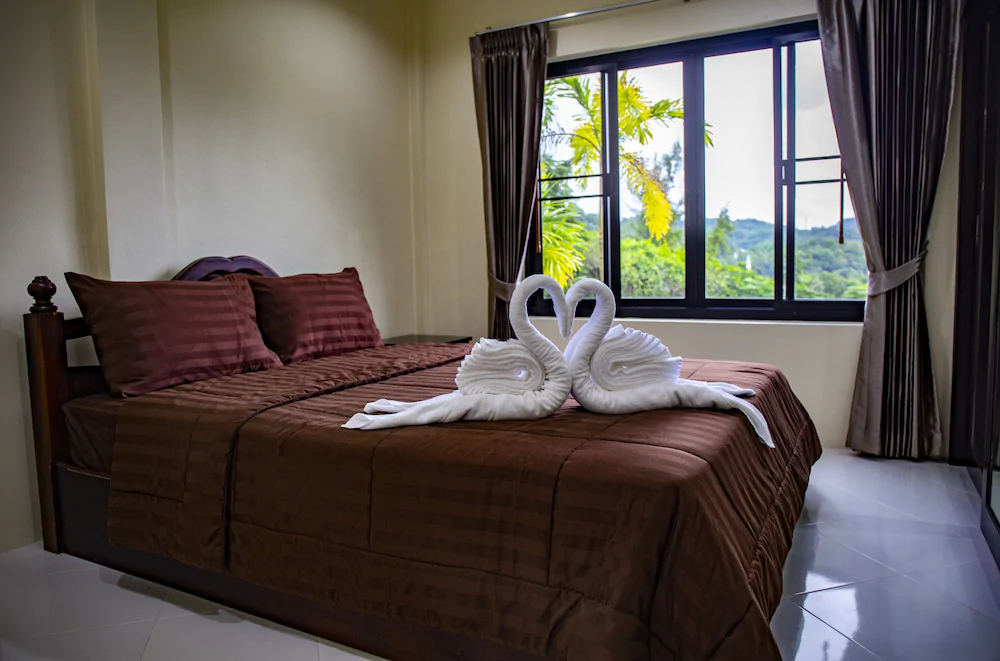 Baan Chom View Kamala