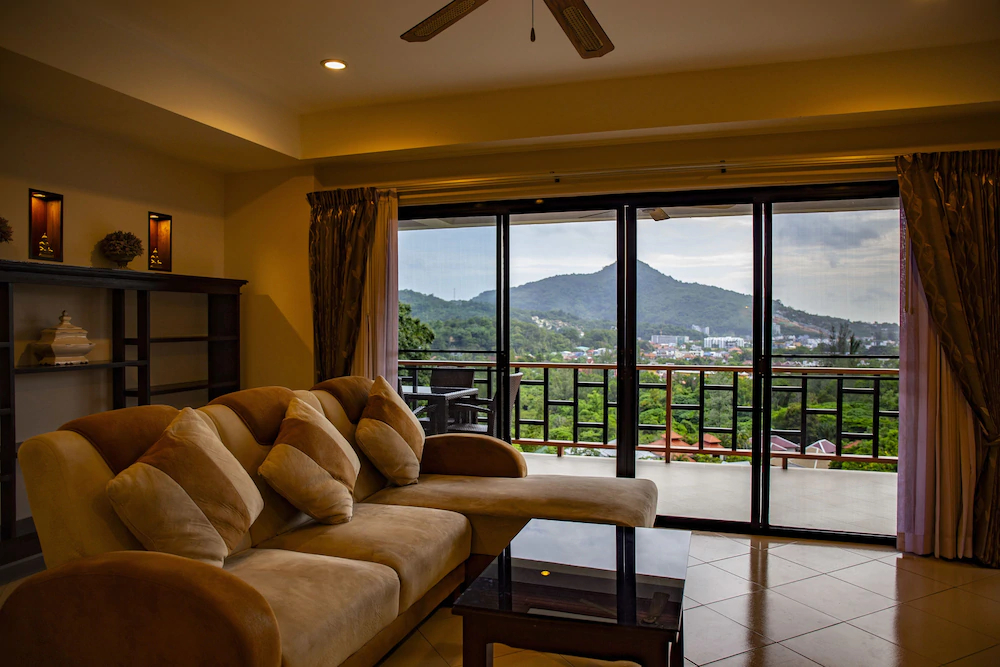 Baan Chom View Kamala
