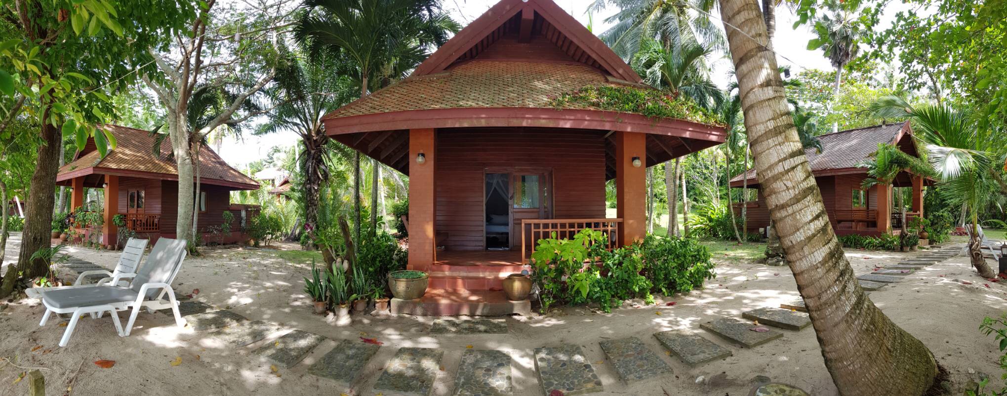 Baan Mai Cottages & Restaurant