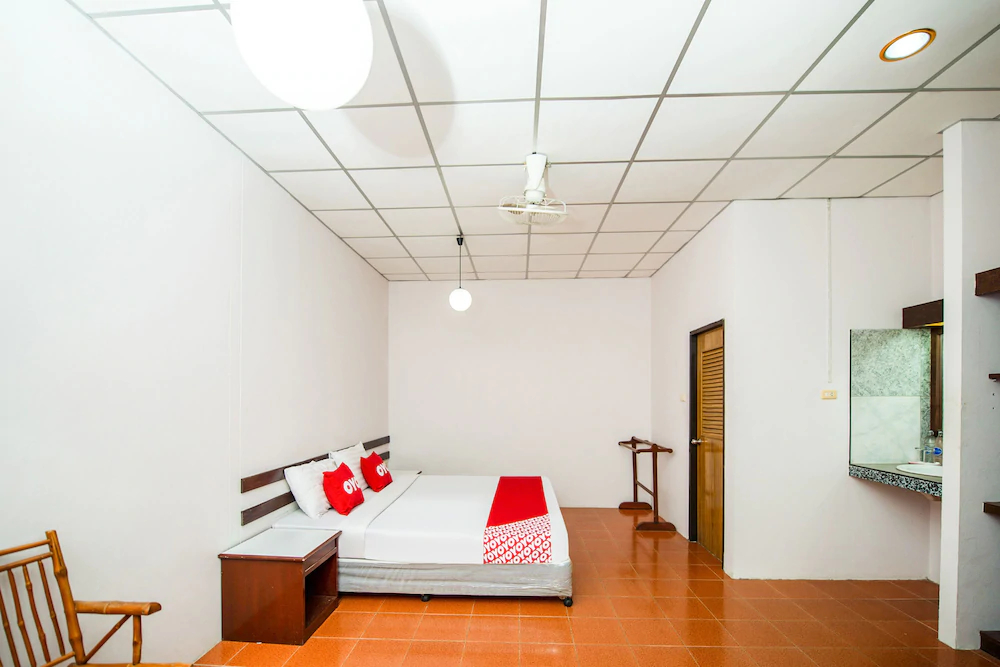 Baan Nat by OYO Rooms