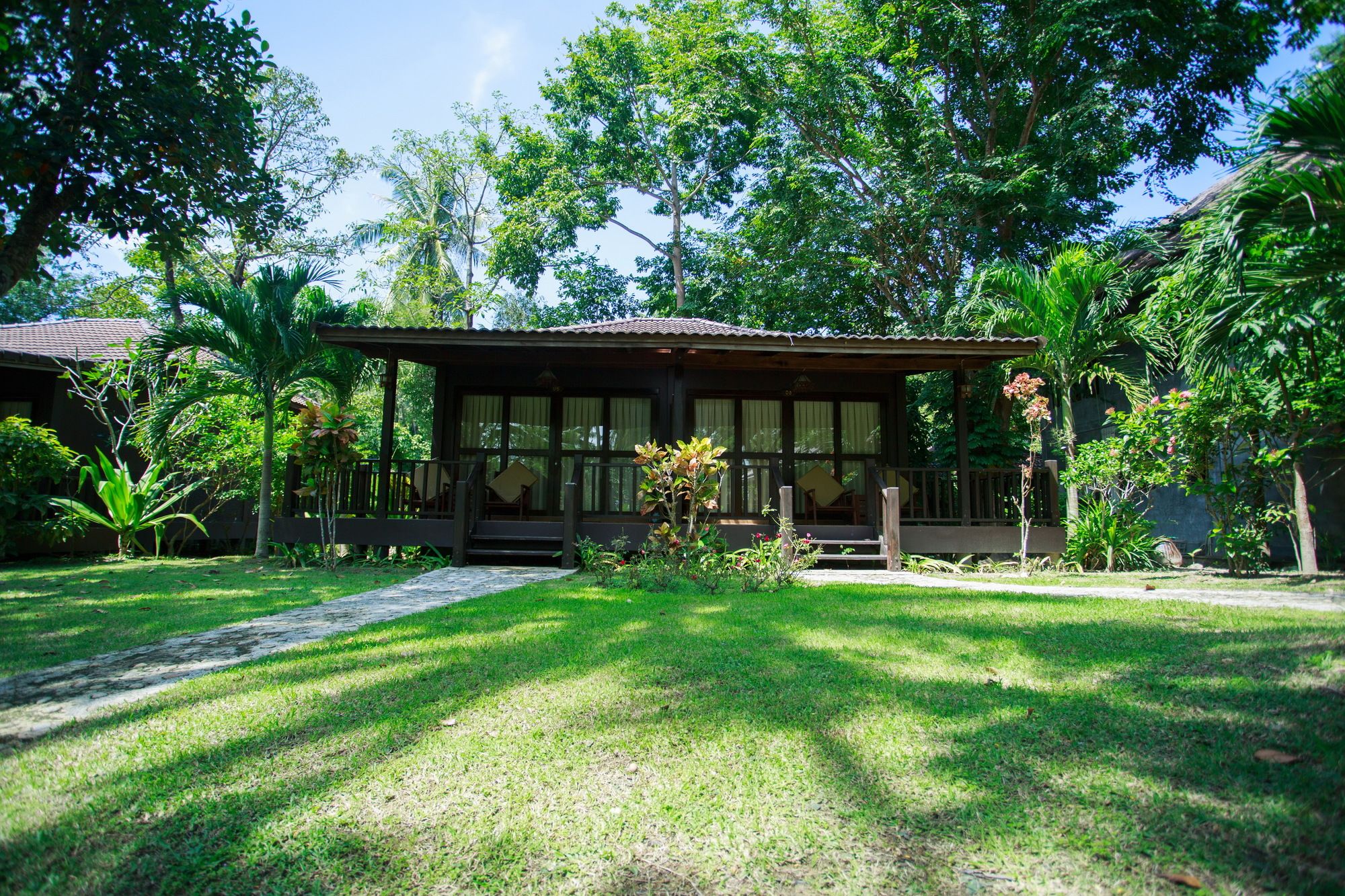 Ban Raya Resort & Spa