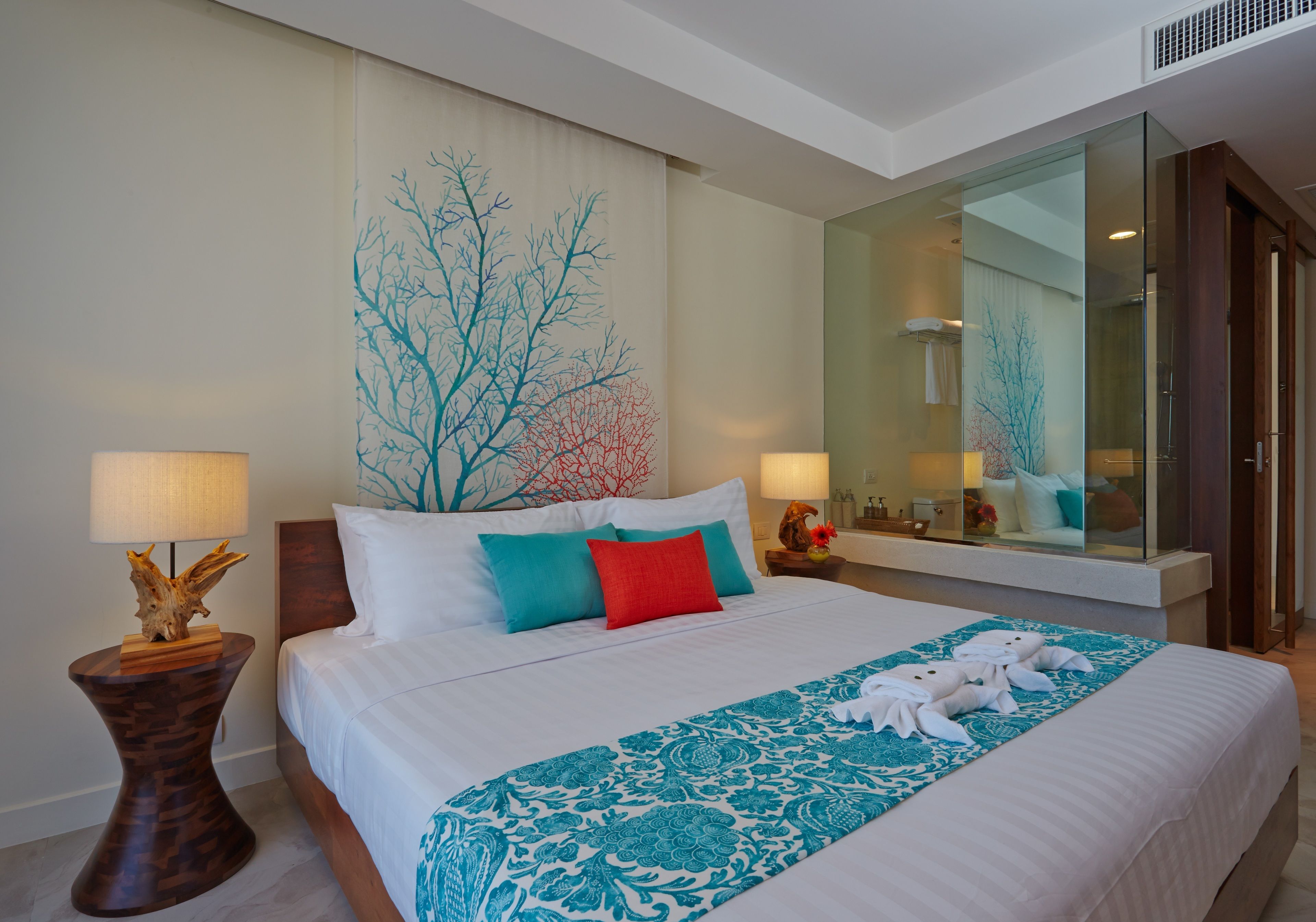 Bandara Phuket Beach Resort