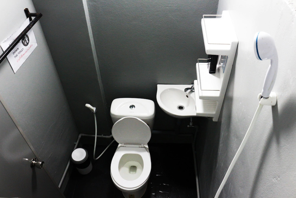 Beehive Phuket Old Town - Hostel