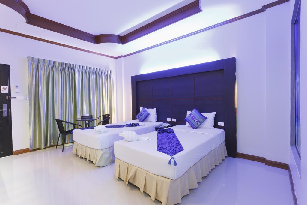 Blue Carina Hotel