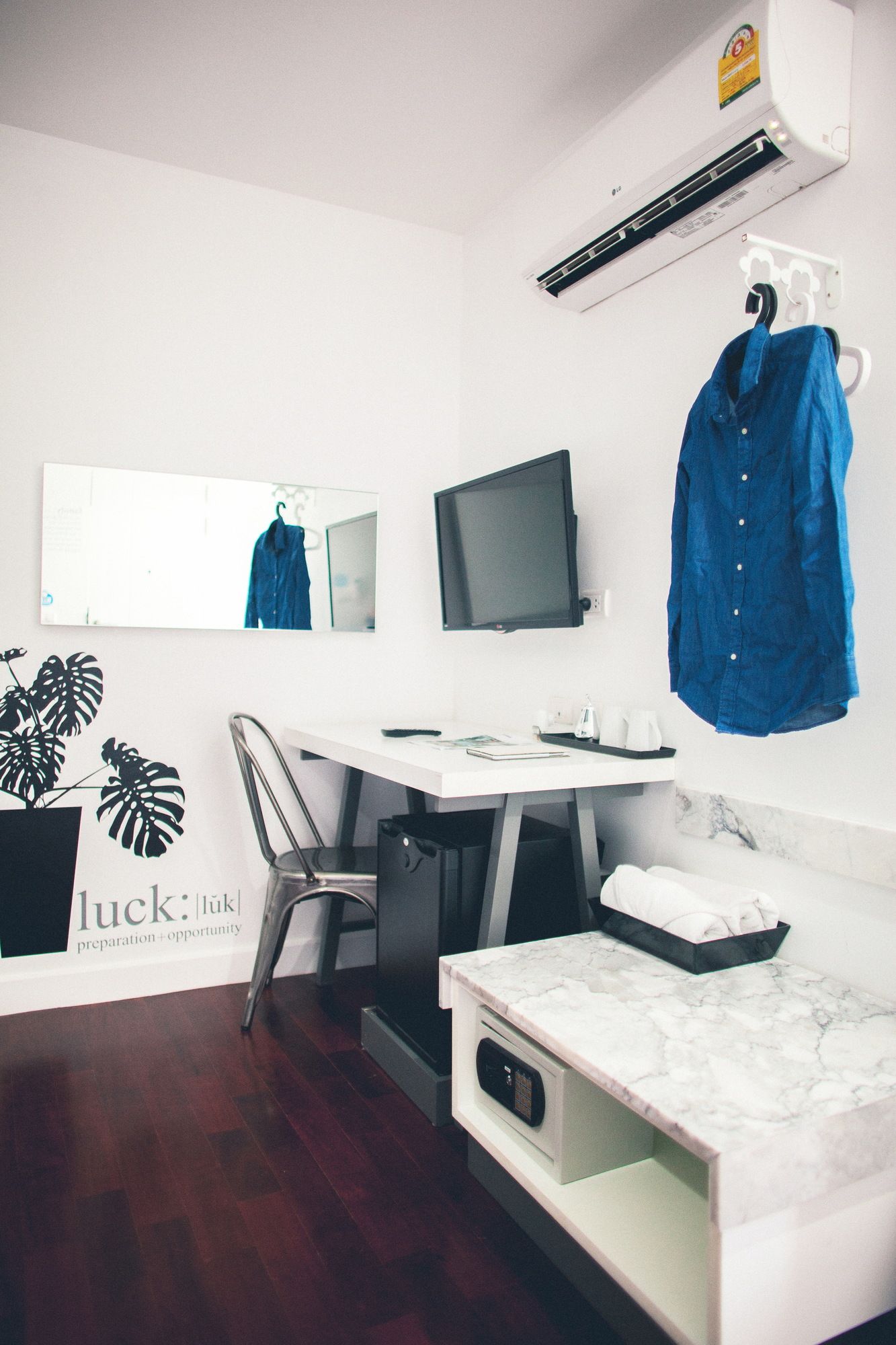 Blu Monkey Bed & Breakfast