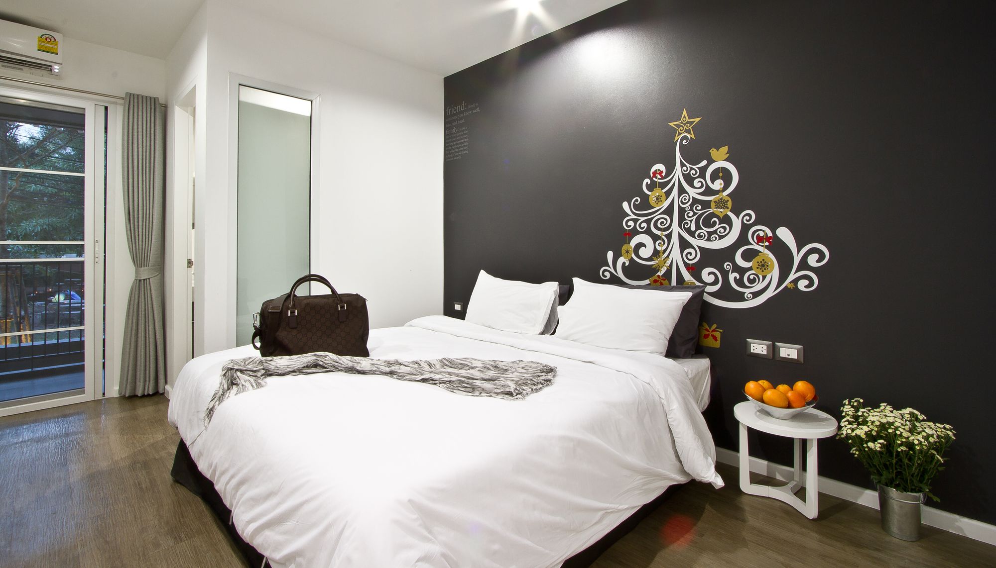 Blu Monkey Bed & Breakfast