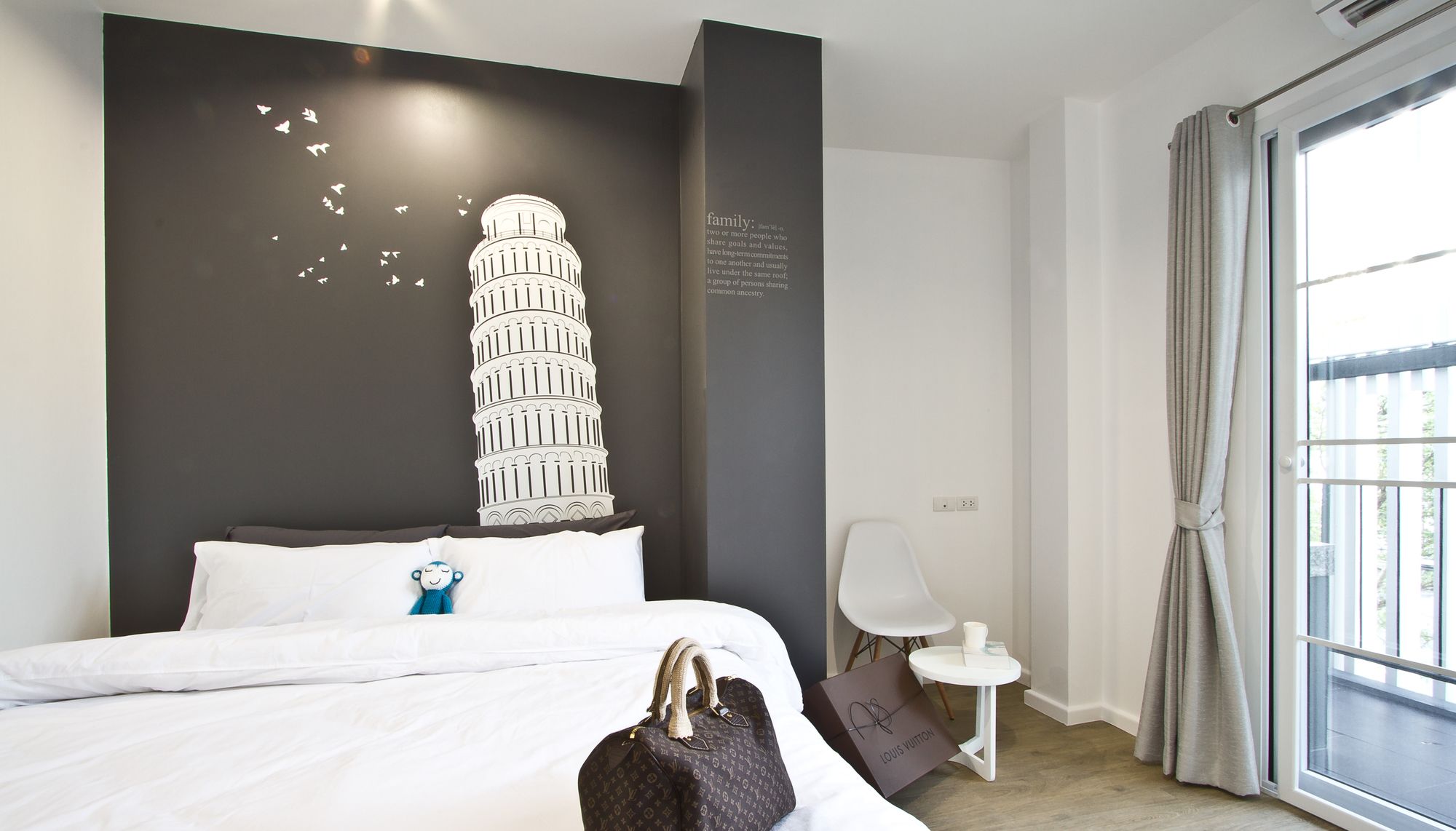 Blu Monkey Bed & Breakfast