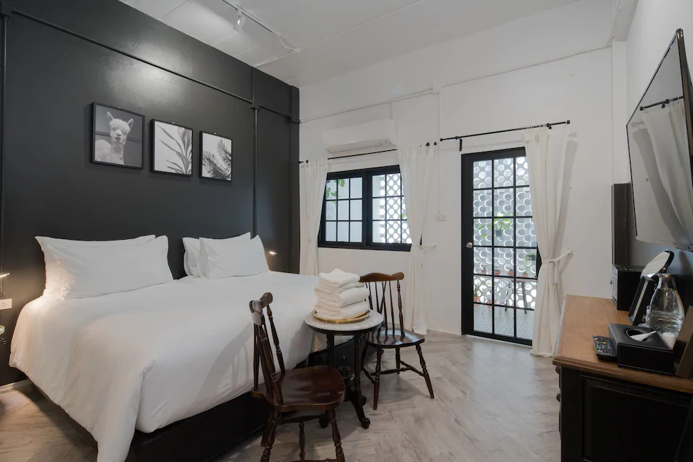 Blu Monkey Boutique Phuket Town
