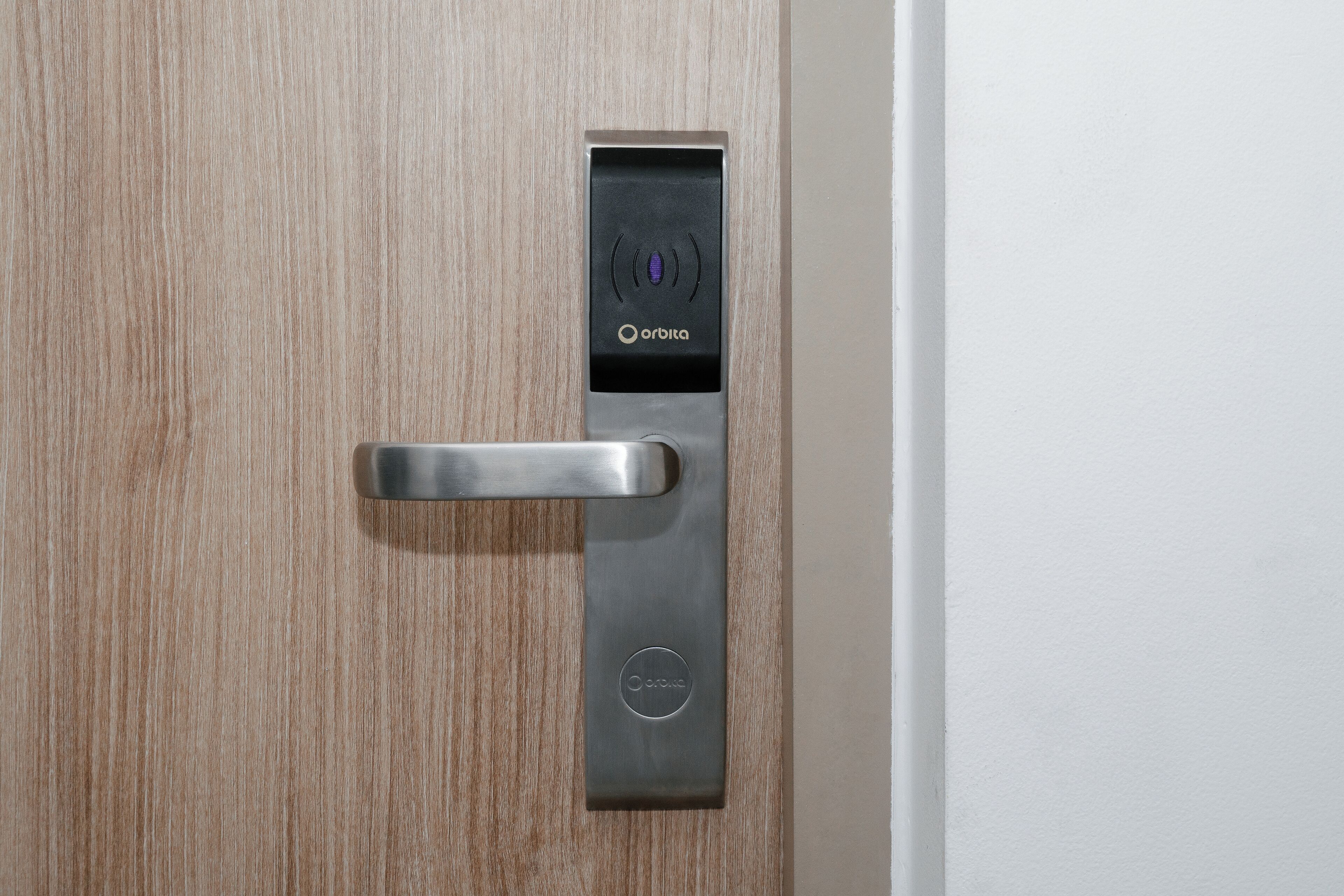 Blu Monkey Hub & Hotel