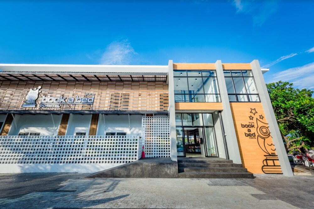 Book A Bed Poshtel Hostel