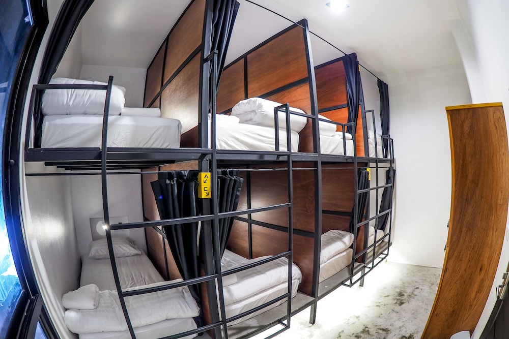 Book A Bed Poshtel Hostel