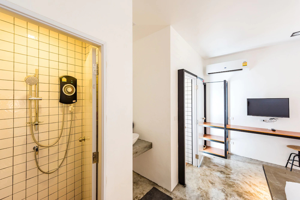 Book A Bed Poshtel Hostel