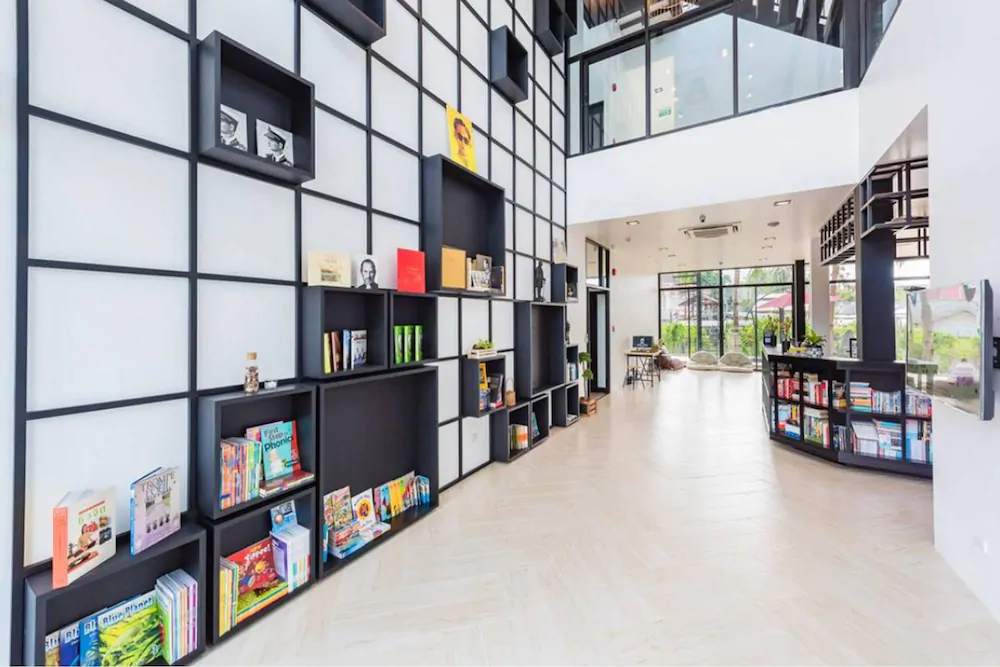 Book A Bed Poshtel Hostel