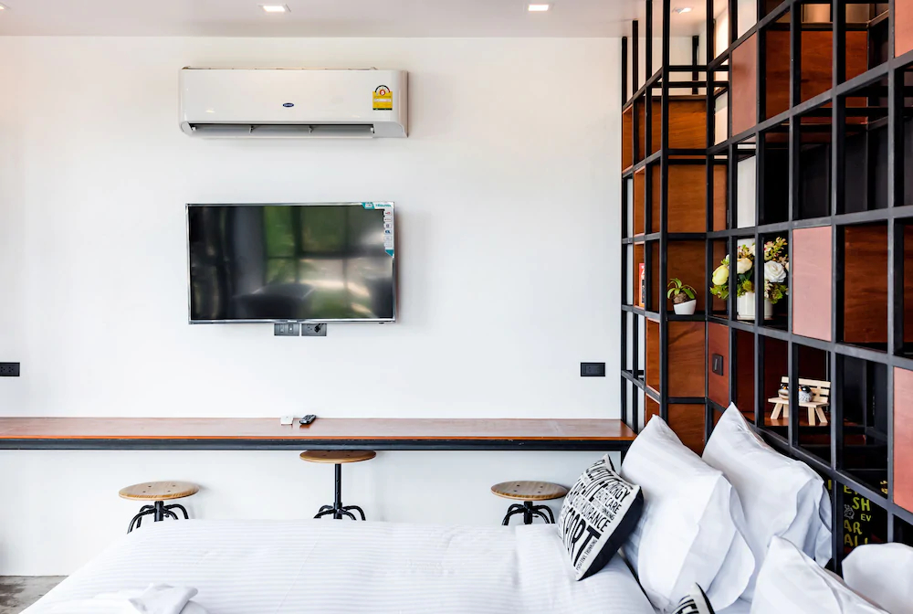 Book A Bed Poshtel Hostel