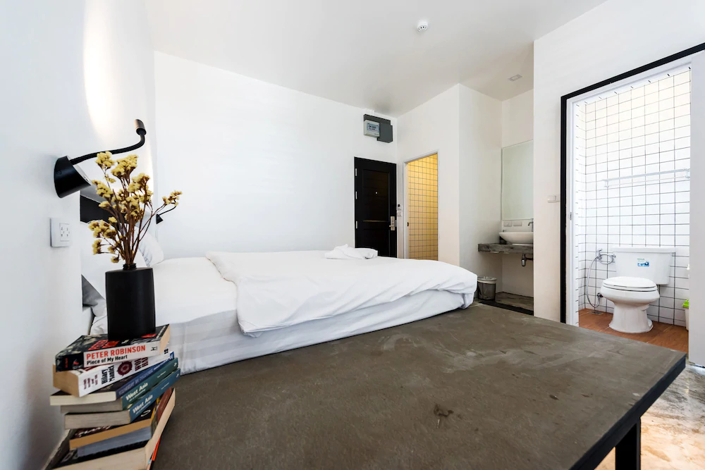 Book A Bed Poshtel Hostel