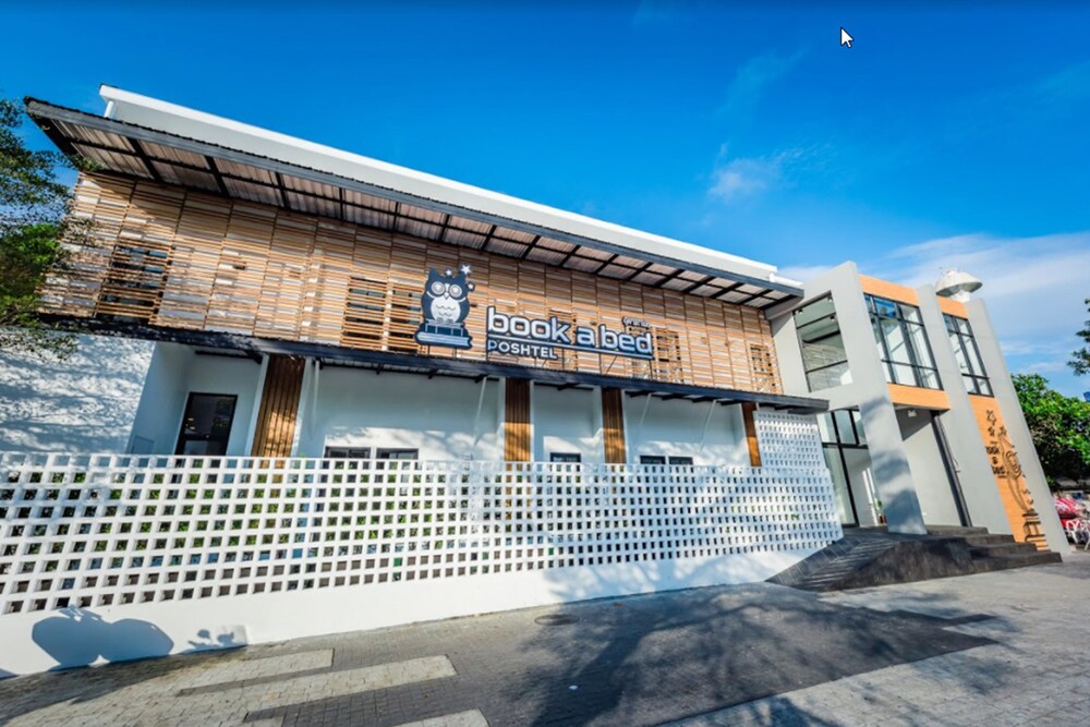 Book A Bed Poshtel Hostel