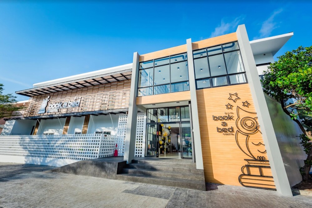 Book A Bed Poshtel Hostel