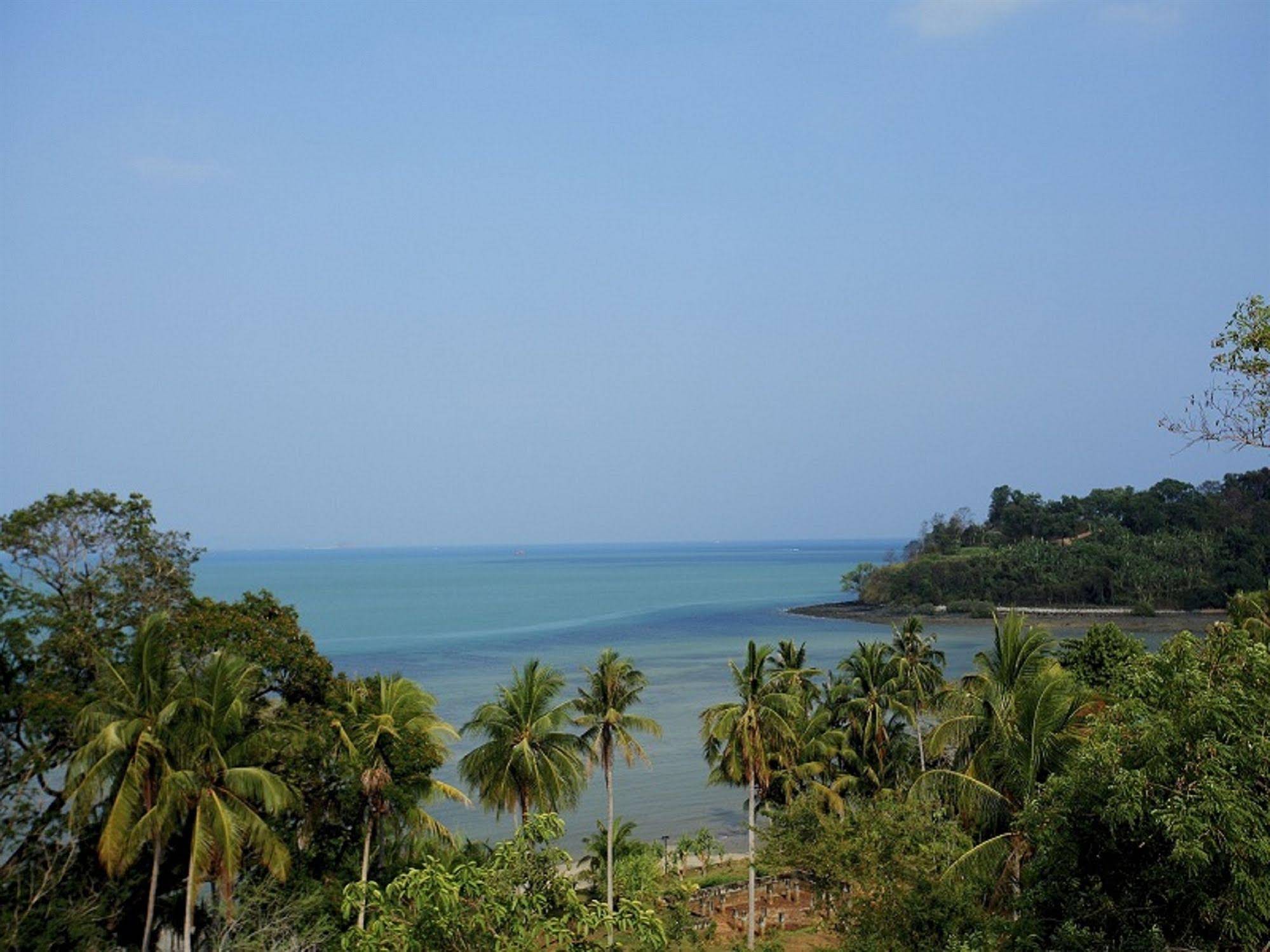 BYG Grand Sea View @ Siray Beach