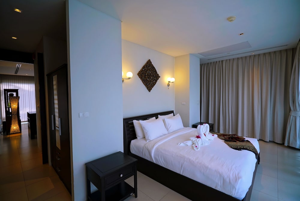 Casuarina Shores