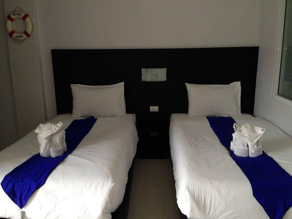Cat Story Hotel